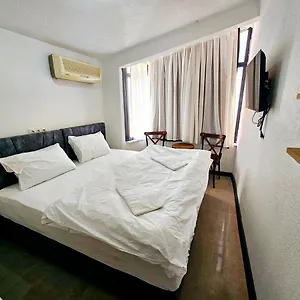 Noya Hôtel capsule