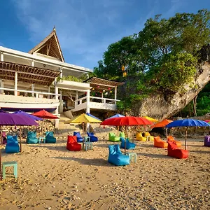 The Point Beach-front Balangan Maison d'hôtes